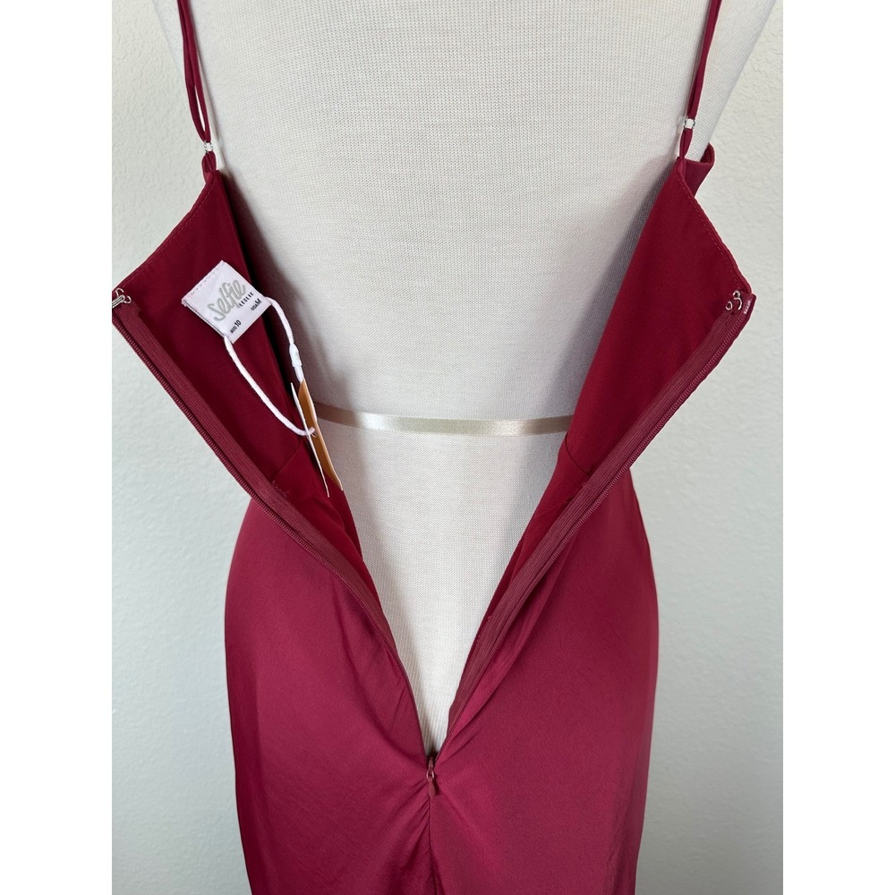 Selfie Leslie Lake Como Red Satin Midi Dress V Wire‎ Bust Elegant M - Picture 9 of 16